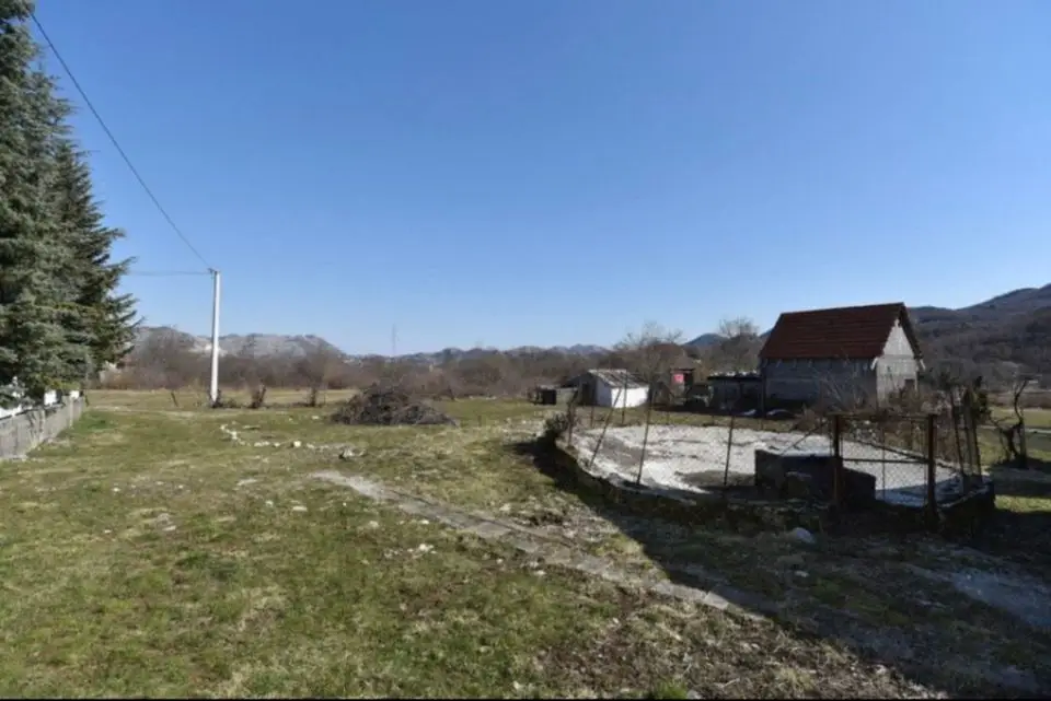 Kuca-sa-placem-na-Cetinju-3 Kuća 70 m² – Cetinje — fotografija 4
