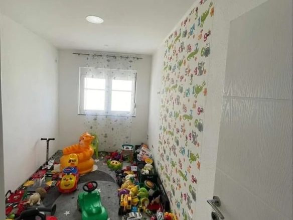 Dvosoban stan s pogledom na more u Igalu