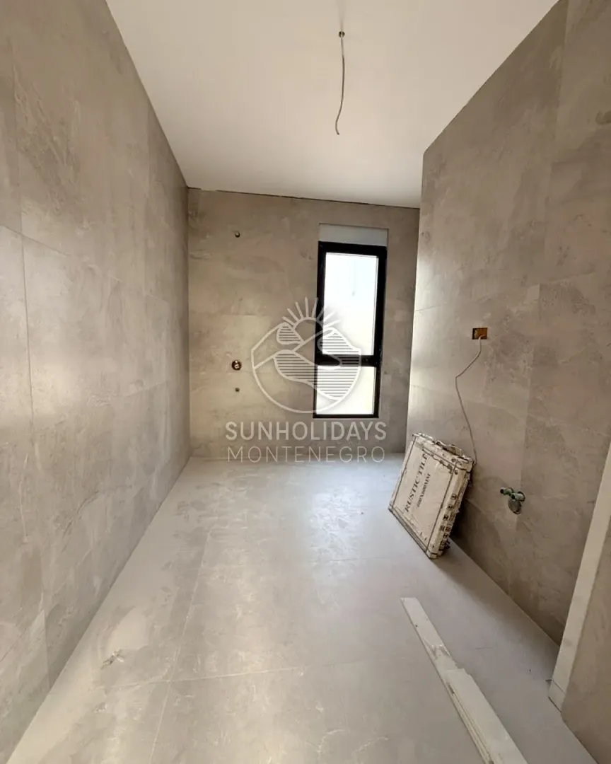 Vila-sa-privatnim-bazenom-u-naselju-Polje-Bar-6 Kuća 280 m² – Polje, Bar — fotografija 7