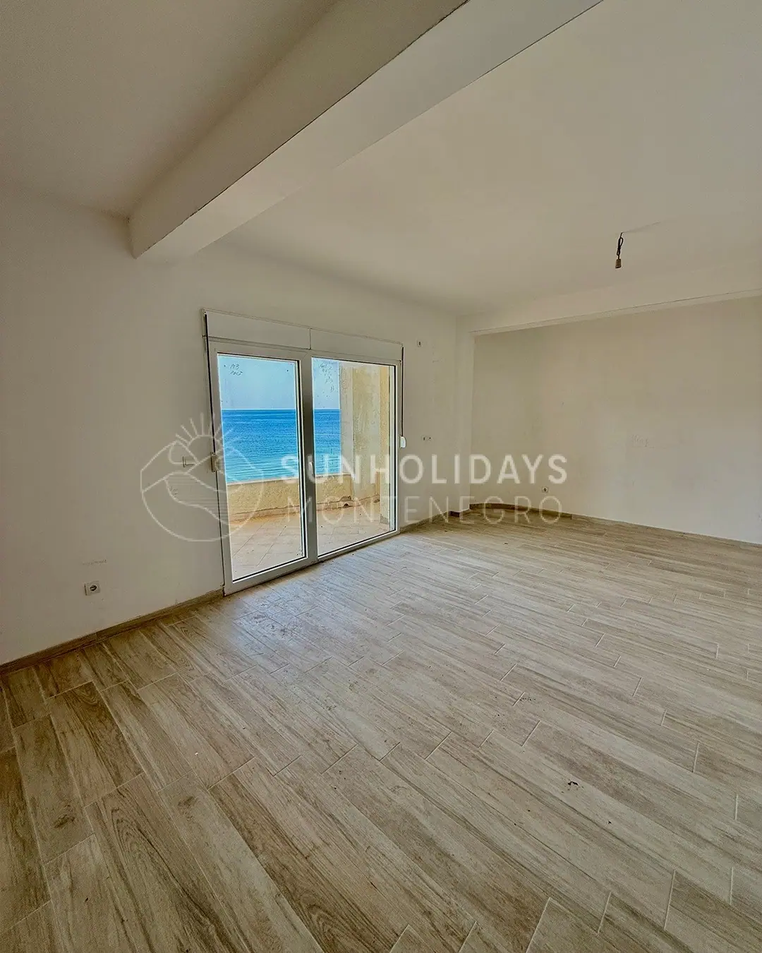 Vila-na-plazi-sa-bazenom-u-Krucu-Ulcinj-5 Stan 545 m² – Kruče, Ulcinj — fotografija 6