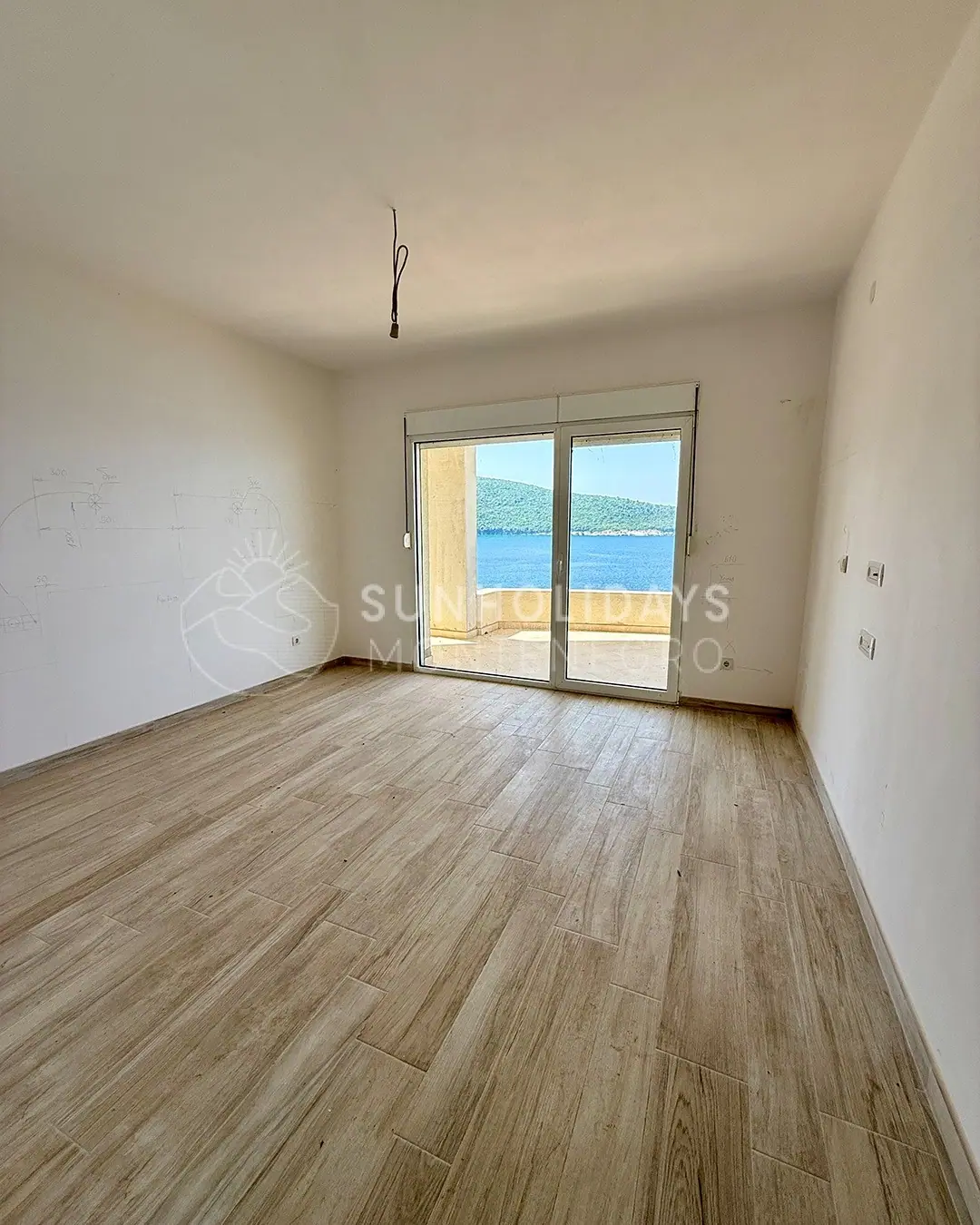 Vila-na-plazi-sa-bazenom-u-Krucu-Ulcinj-6 Stan 545 m² – Kruče, Ulcinj — fotografija 7