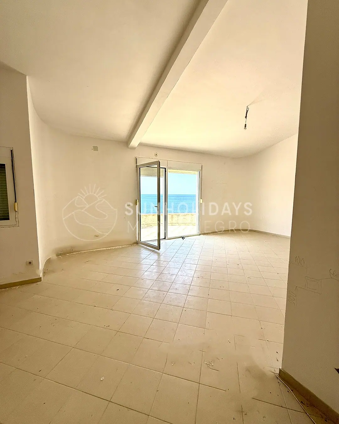 Vila-na-plazi-sa-bazenom-u-Krucu-Ulcinj-8 Stan 545 m² – Kruče, Ulcinj — fotografija 9