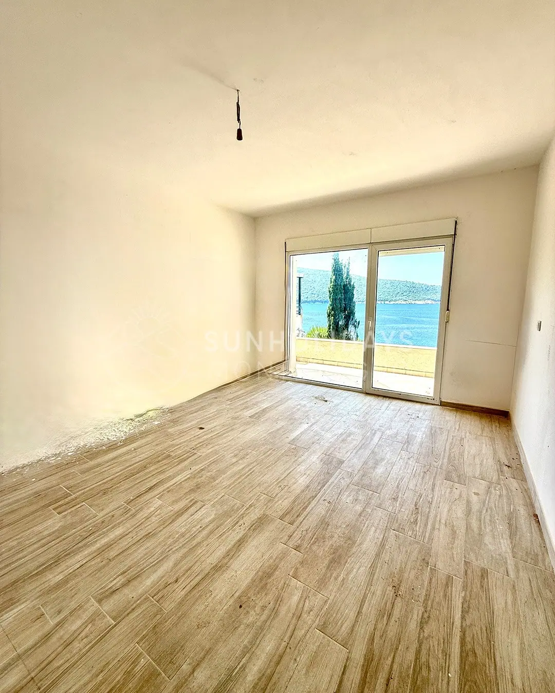 Vila-na-plazi-sa-bazenom-u-Krucu-Ulcinj-9 Stan 545 m² – Kruče, Ulcinj — fotografija 10