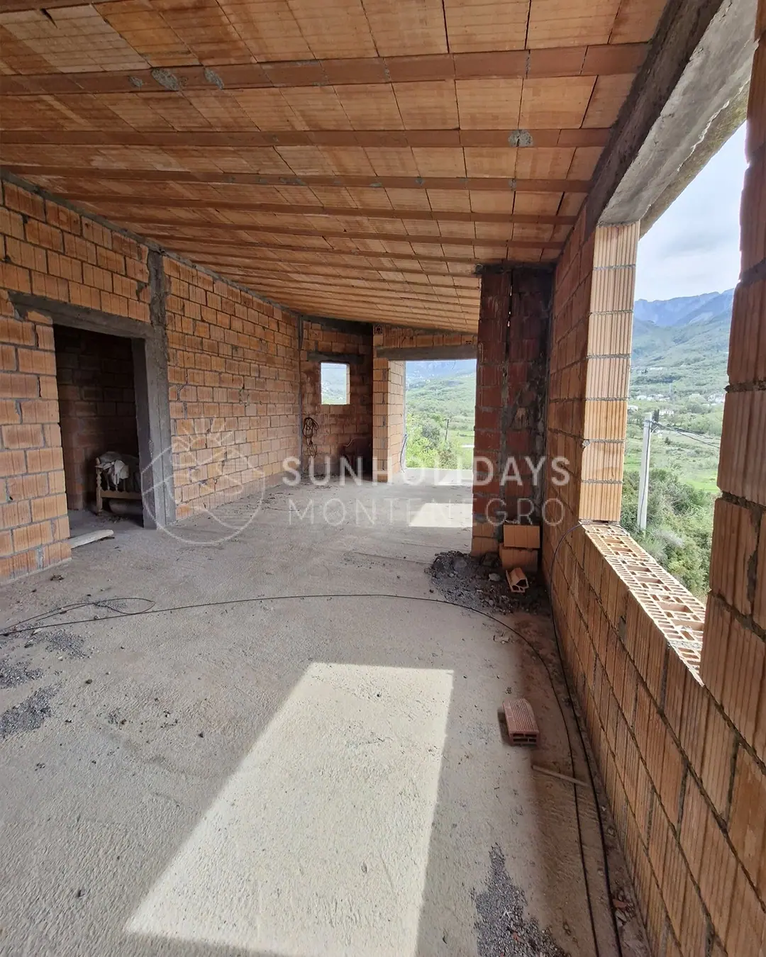 Kuca-sa-tri-stana-u-Susnju-Bar-8 Kuća 187 m² – Šušanj, Bar — fotografija 9