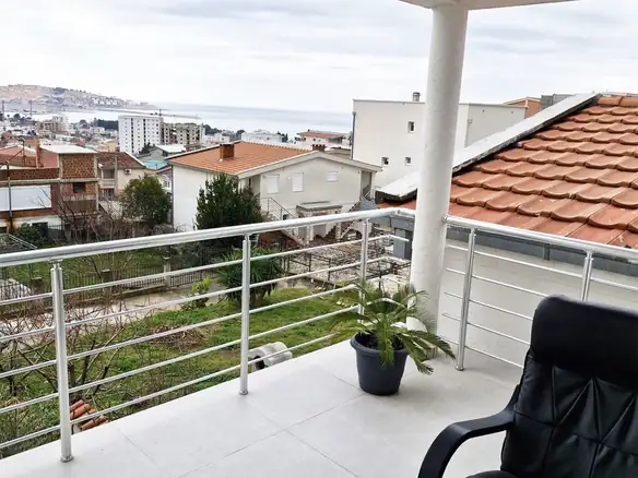 Kuća sa dva stana u Šušnju