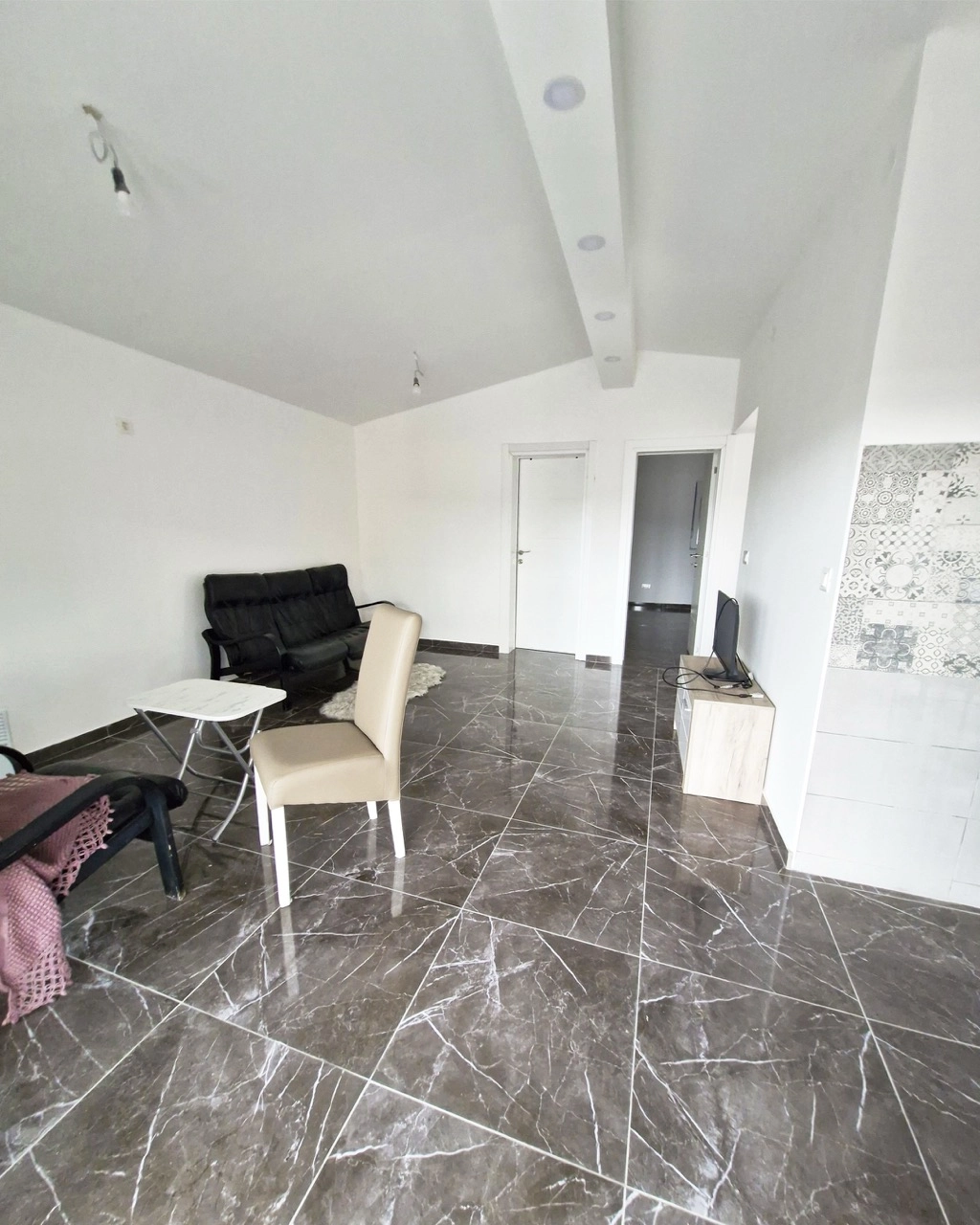 Kuca-sa-dva-stana-u-Susnju-Bar-2 Kuća 127 m² – Šušanj, Bar — fotografija 3