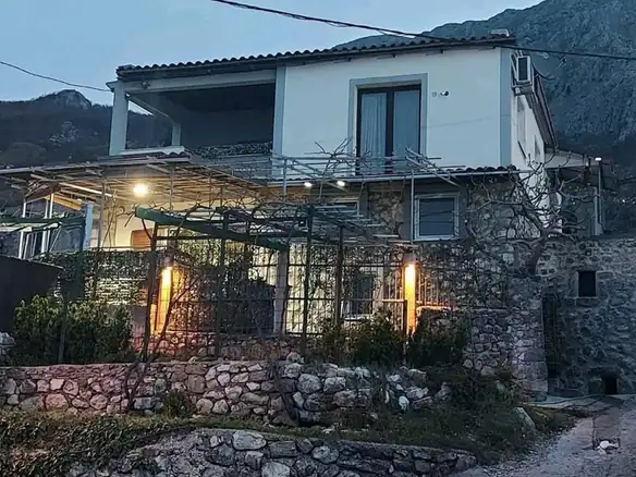 Kuća 210 m² – Dobra Voda, Bar — fotografija 2
