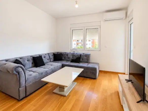 Jednosoban stan 45 m² + garaža