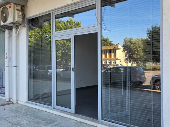 Poslovni prostor u prizemlju