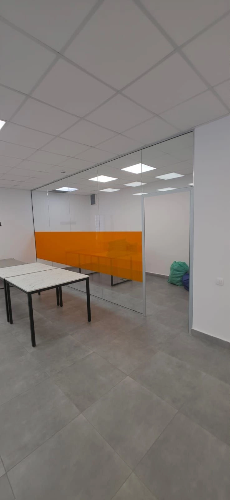 Izdavanje: Poslovni prostor 158 m² – Bečići, Budva — fotografija 4
