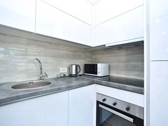 Izdavanje: Jednosoban stan 47 m² – Budva — fotografija 4