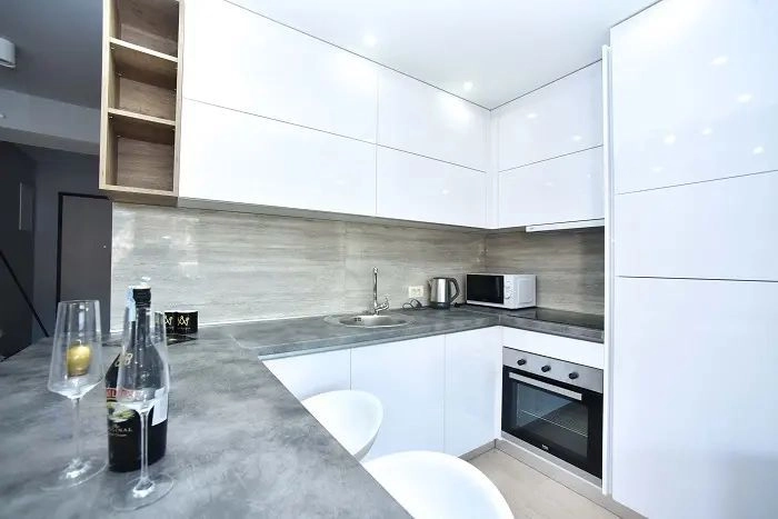 706b97e9-3e88-48c3-a736-937e8c1b0765 Izdavanje: Jednosoban stan 47 m² – Budva — fotografija 6