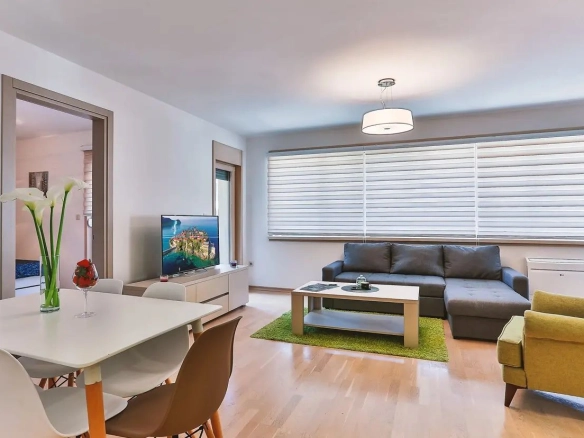 Izdavanje: Dvosoban stan 74 m² – Budva