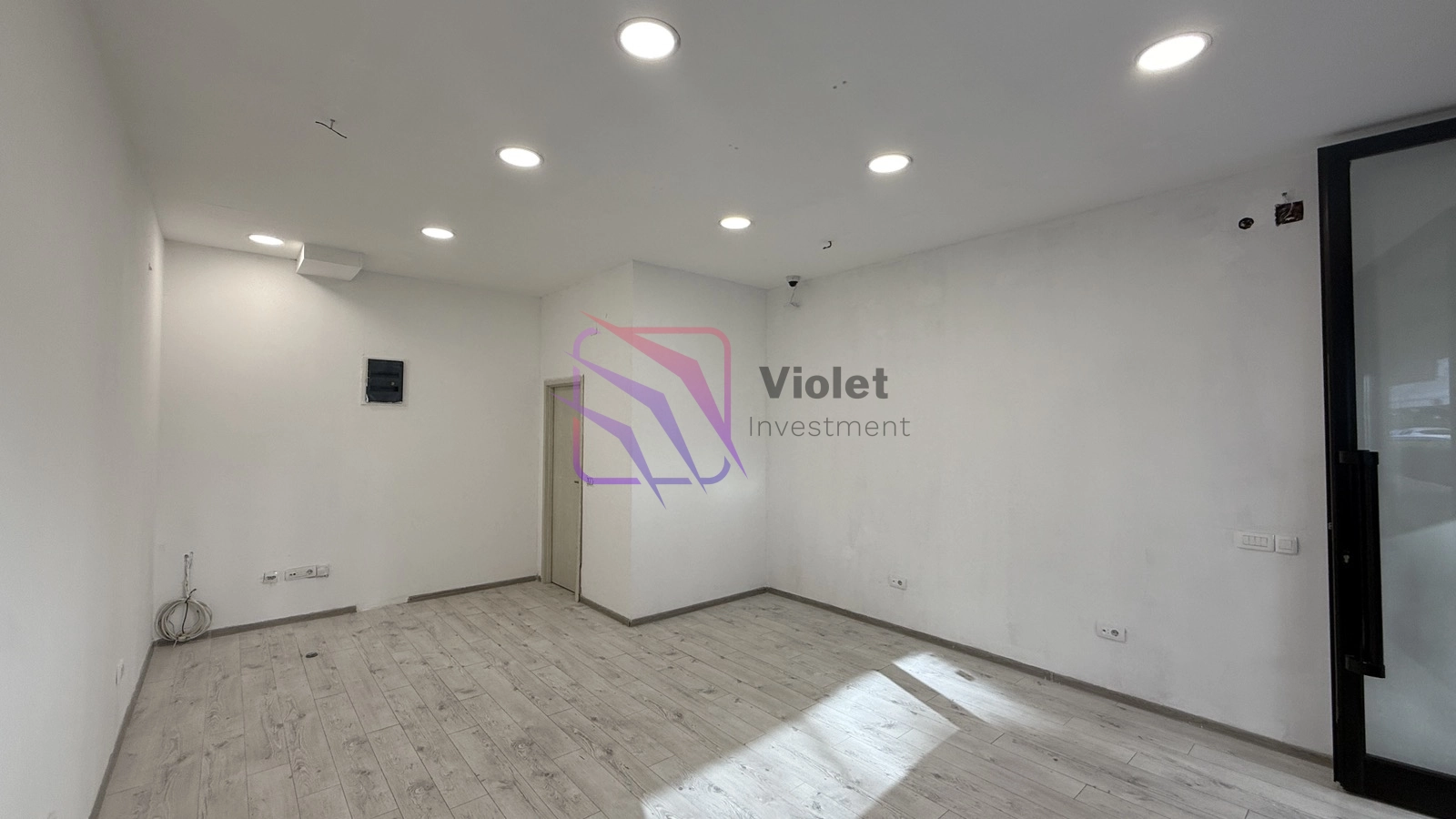 Poslovni-prostor-u-City-kvartu-Podgorica-1 Izdavanje: Poslovni prostor 28 m² – City kvart, Podgorica — fotografija 2