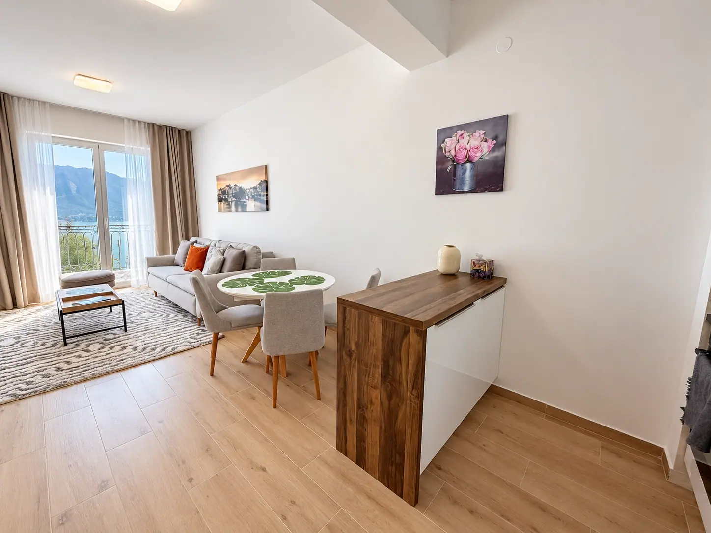 6ad361af42831d7371f71e2e_ChatGPT Image Oct 17, 2026, 01_44_40 PM-3 Jednosoban stan 50 m² – Komoševina, Budva — fotografija 5