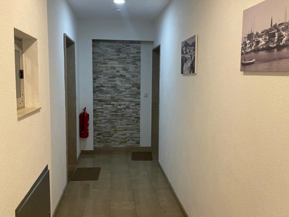 Izdavanje: Jednosoban stan 51 m² – Budva — fotografija 11
