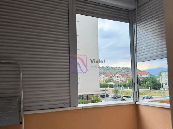 Izdavanje: Dvosoban stan 65 m² – City kej, Podgorica — fotografija 3