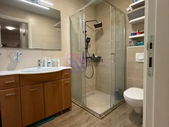 Izdavanje: Dvosoban stan 65 m² – City kej, Podgorica — fotografija 7