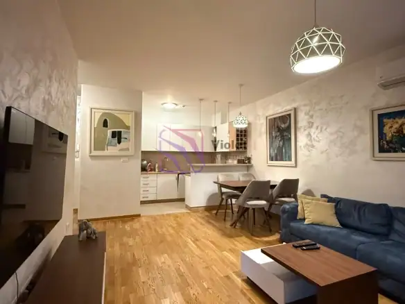 Izdavanje: Dvosoban stan 65 m² – City kej, Podgorica — fotografija 14