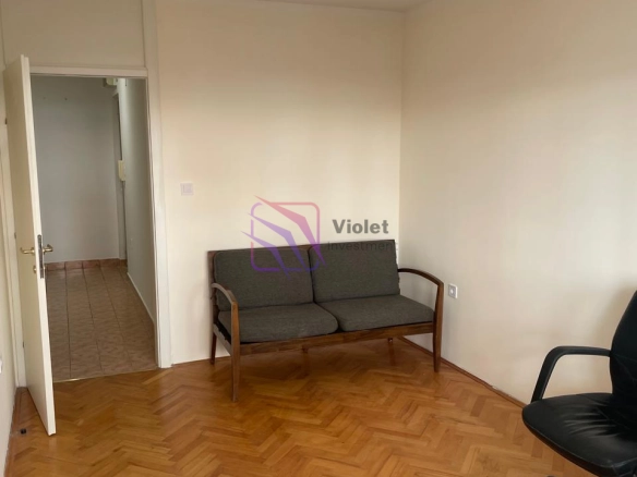 Izdavanje: Poslovni prostor 45 m² – Kruševac, Podgorica — fotografija 3