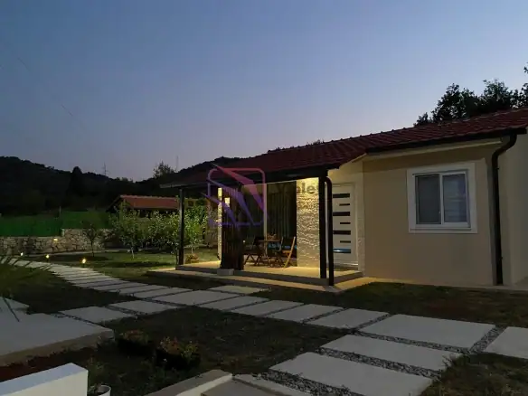 Izdavanje: Kuća 60 m² – Farmaci, Podgorica — fotografija 5