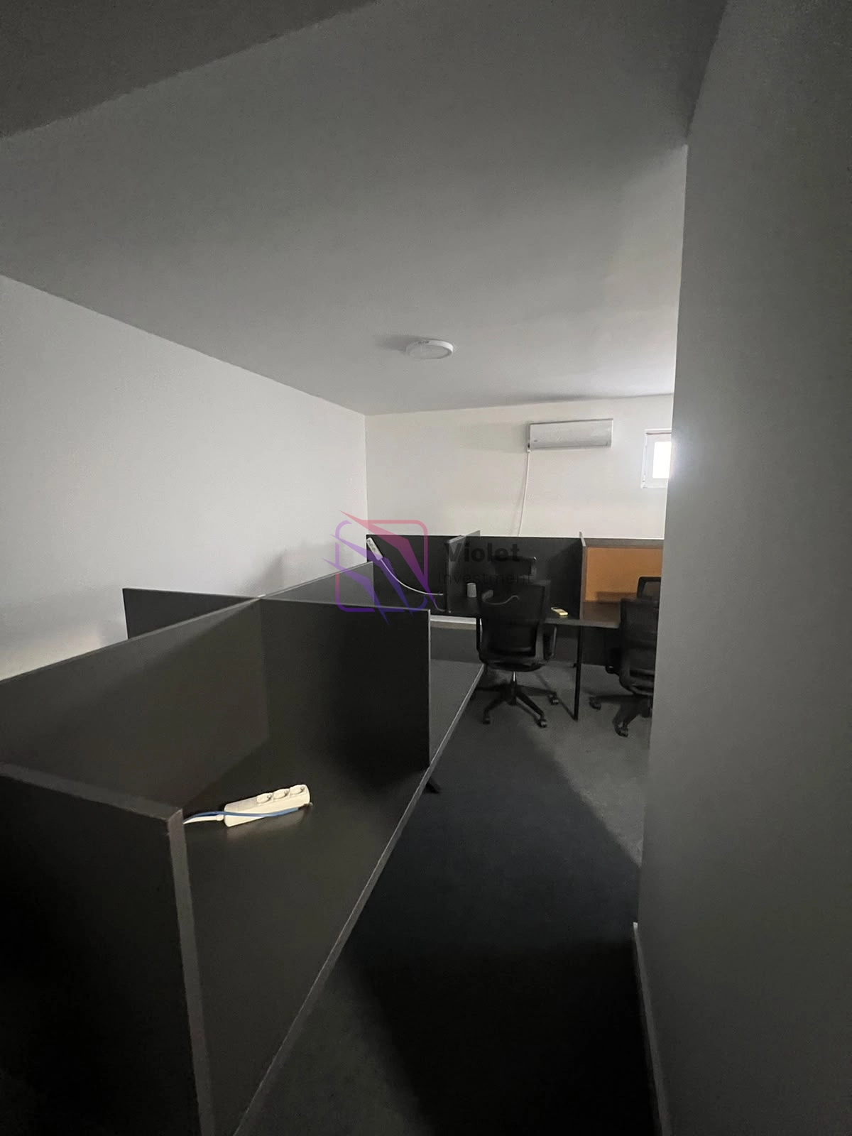 Kuca-500-m²-za-izdavanje-Stari-aerodrom-Podgorica-3 Kuća sa terasama na Starom aerodromu, Podgorica — fotografija 4