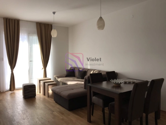 Dvosoban stan 71 m² u naselju Ljubović