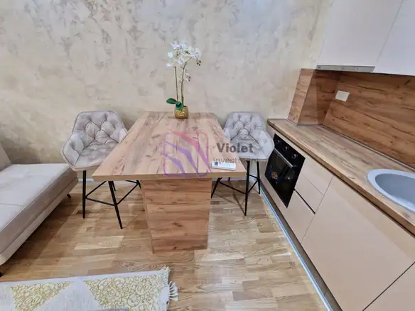 Izdavanje: Garsonjera 30 m² – Stara Varoš, Podgorica — fotografija 4