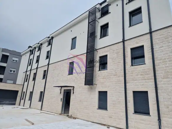 Izdavanje: Garsonjera 30 m² – Stara Varoš, Podgorica — fotografija 7