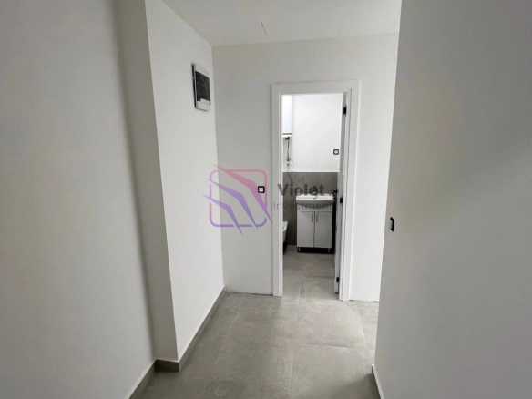 Izdavanje: Poslovni prostor 95 m² – City kvart, Podgorica — fotografija 7