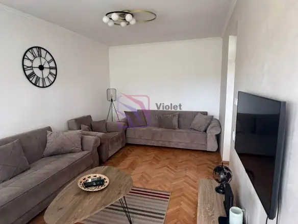 Izdavanje: Dvosoban stan 75 m² – Stara Varoš, Podgorica — fotografija 2