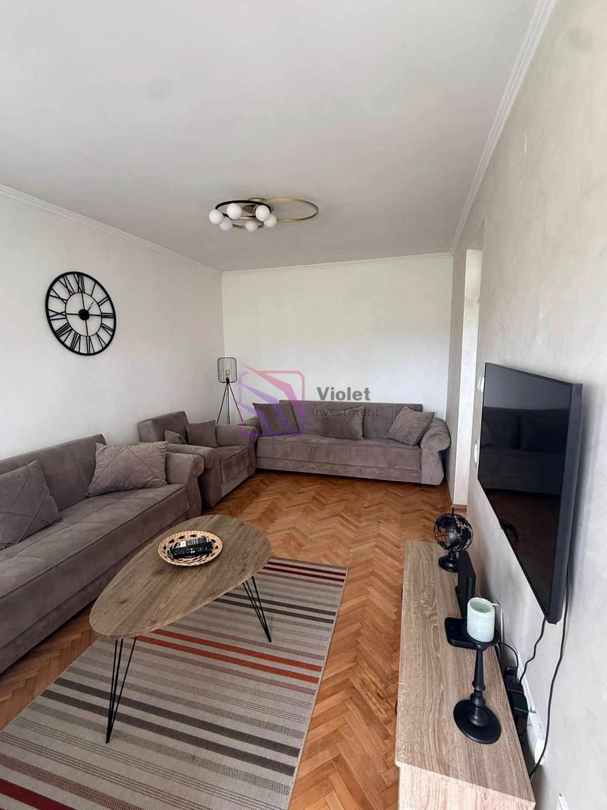 Namjesten-dvosoban-stan-u-naselju-Stara-Varos-Podgorica-1 Izdavanje: Dvosoban stan 75 m² – Stara Varoš, Podgorica — fotografija 2