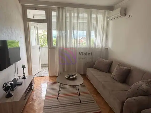 Izdavanje: Dvosoban stan 75 m² – Stara Varoš, Podgorica — fotografija 3