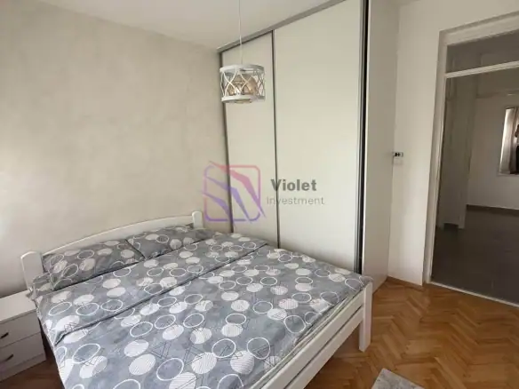 Izdavanje: Dvosoban stan 75 m² – Stara Varoš, Podgorica — fotografija 13