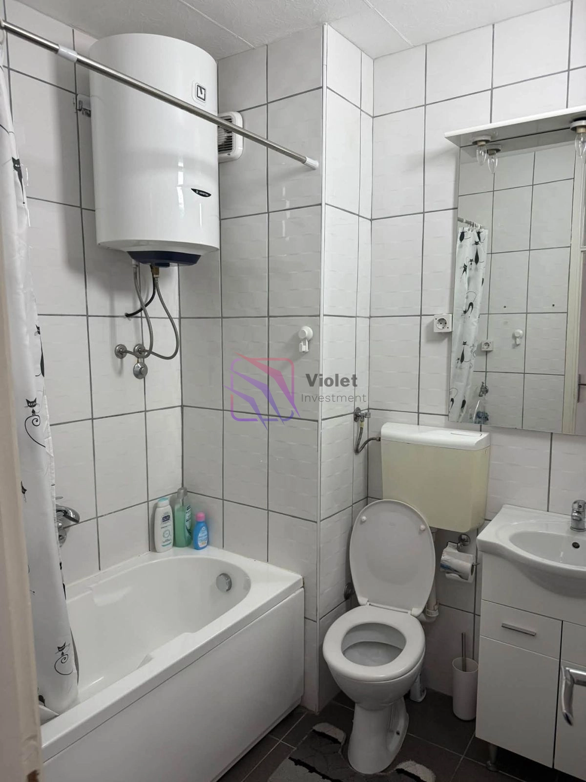 Namjesten-dvosoban-stan-u-naselju-Stara-Varos-Podgorica-13 Izdavanje: Dvosoban stan 75 m² – Stara Varoš, Podgorica — fotografija 14