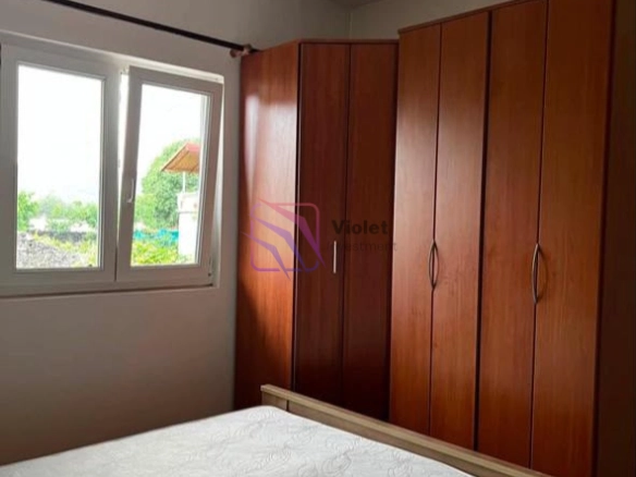 Izdavanje: Dvosoban stan 110 m² – Gornja Gorica, Podgorica — fotografija 3
