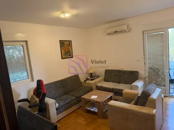 Jednosoban stan sa terasom u Zabjelu