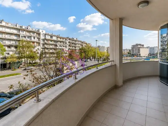 Izdavanje: Trosoban stan 140 m² – Preko Morače, Podgorica — fotografija 15