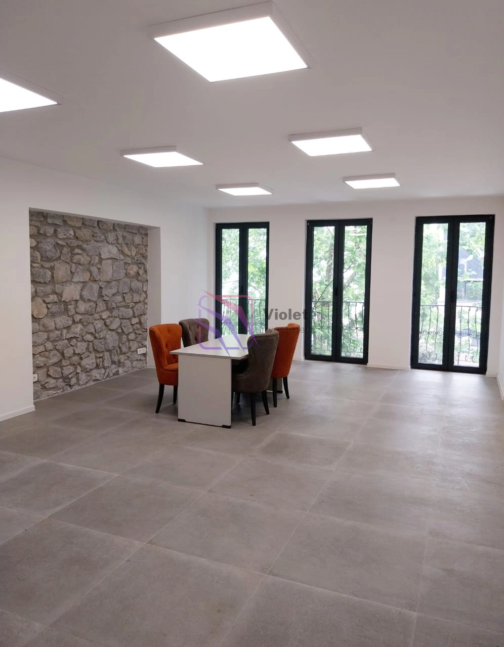 Poslovni-prostor-120-m²-u-centru-Podgorice-2 Izdavanje: Poslovni prostor 120 m² – Centar, Podgorica — fotografija 3
