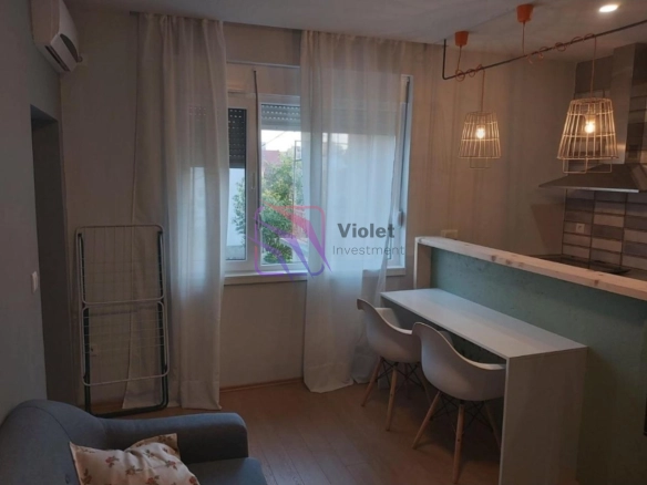Izdavanje: Garsonjera 27 m² – Blok 5, Podgorica — fotografija 3