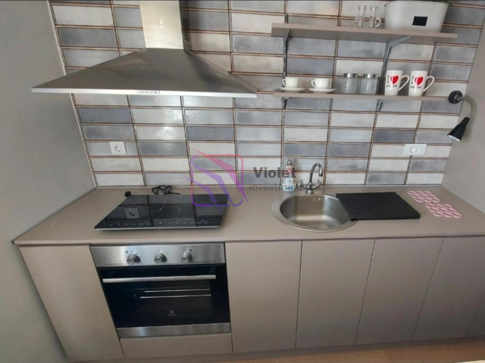 Namjestena-garsonjera-27-m²-u-Bloku-5-Podgorica-3 Izdavanje: Garsonjera 27 m² – Blok 5, Podgorica — fotografija 4