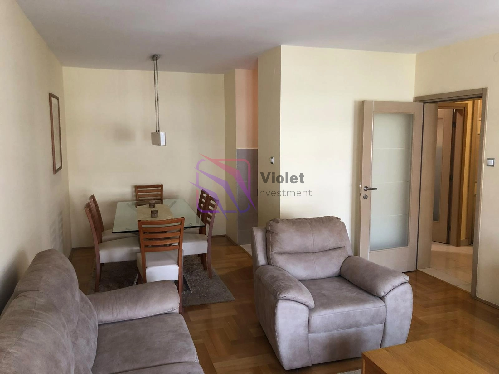 Dvosoban-stan-u-Momisicima-Podgorica-2 Izdavanje: Dvosoban stan 77 m² – Momišići, Podgorica — fotografija 3