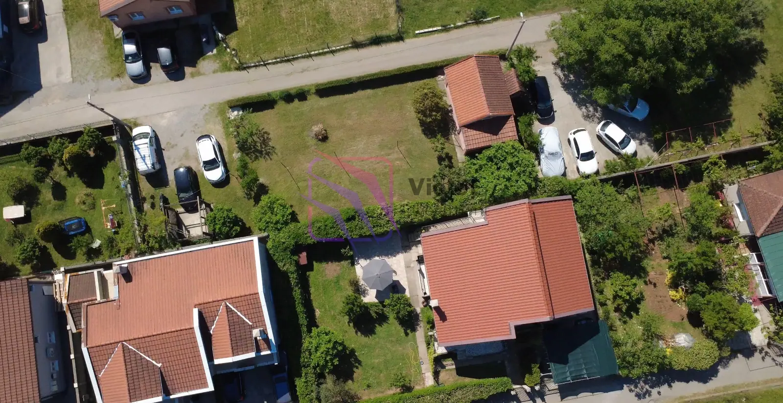 Porodicna-kuca-sa-bastom-u-Tolosima-Podgorica-2 Kuća 208 m² – Tološi, Podgorica — fotografija 3