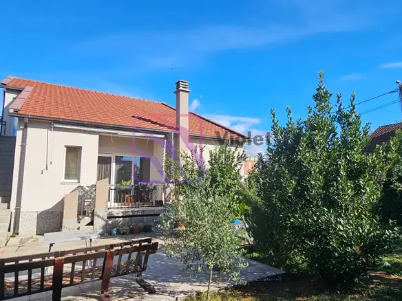 Kuća 208 m² – Tološi, Podgorica — fotografija 6