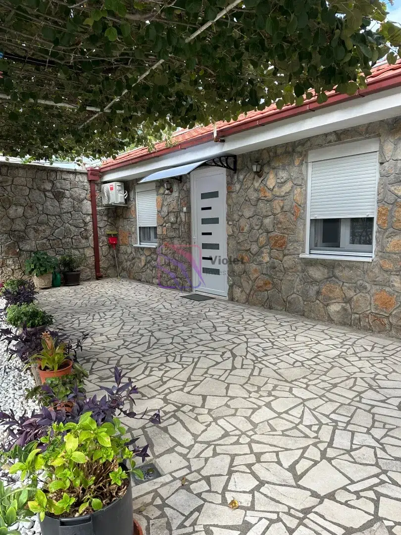 Namještena garsonjera 30 m² u Gorici C