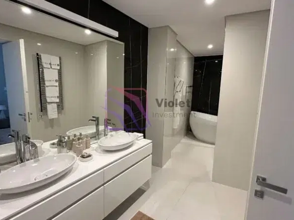 Trosoban stan 198 m² – Boreti, Budva — fotografija 11