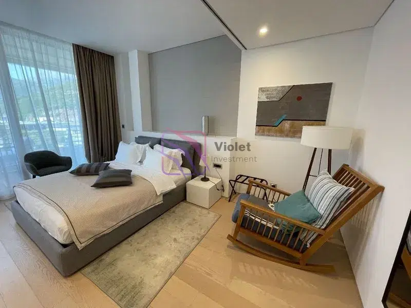 Trosoban-penthaus-sa-terasom-u-Boretima-Budva-8 Trosoban stan 509 m² – Boreti, Budva — fotografija 9