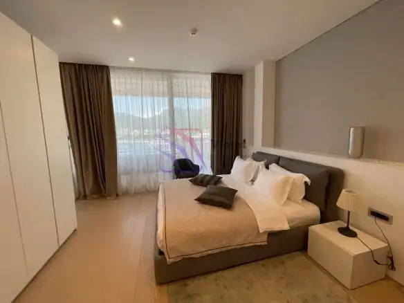 Trosoban stan 509 m² – Boreti, Budva — fotografija 12