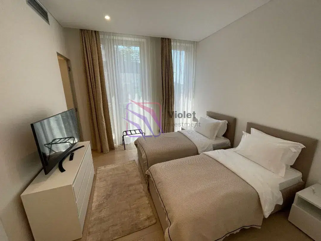 Trosoban-penthaus-sa-terasom-u-Boretima-Budva-14 Trosoban stan 509 m² – Boreti, Budva — fotografija 15