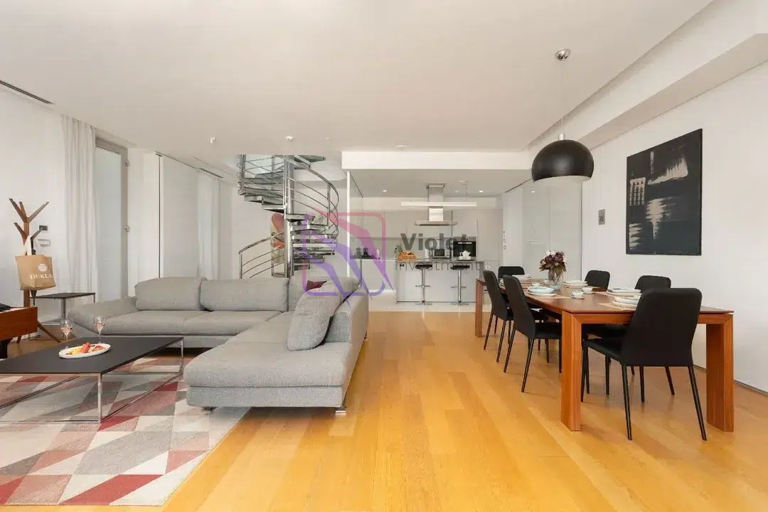 Cetvorosoban-penthaus-sa-terasom-Boreti-Budva-4 Četvorosoban stan 461 m² – Boreti, Budva — fotografija 5